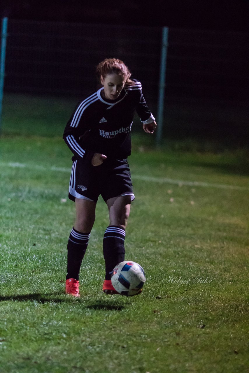 Bild 205 - Frauen SG Krempe/ETSV F. Glueckstadt - TSV Heiligenstedten : Ergebnis: 8:0